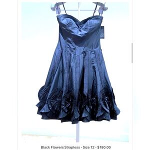 Adriana da Silva black gown